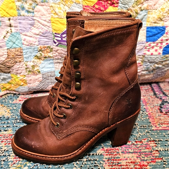 Frye Lucy Brown Leather Lace-Up Ankle Boots Size 6 - Picture 1 of 16
